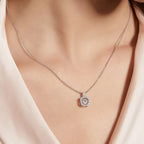 Dancing Necklace – The Art of Jewelry in Motion